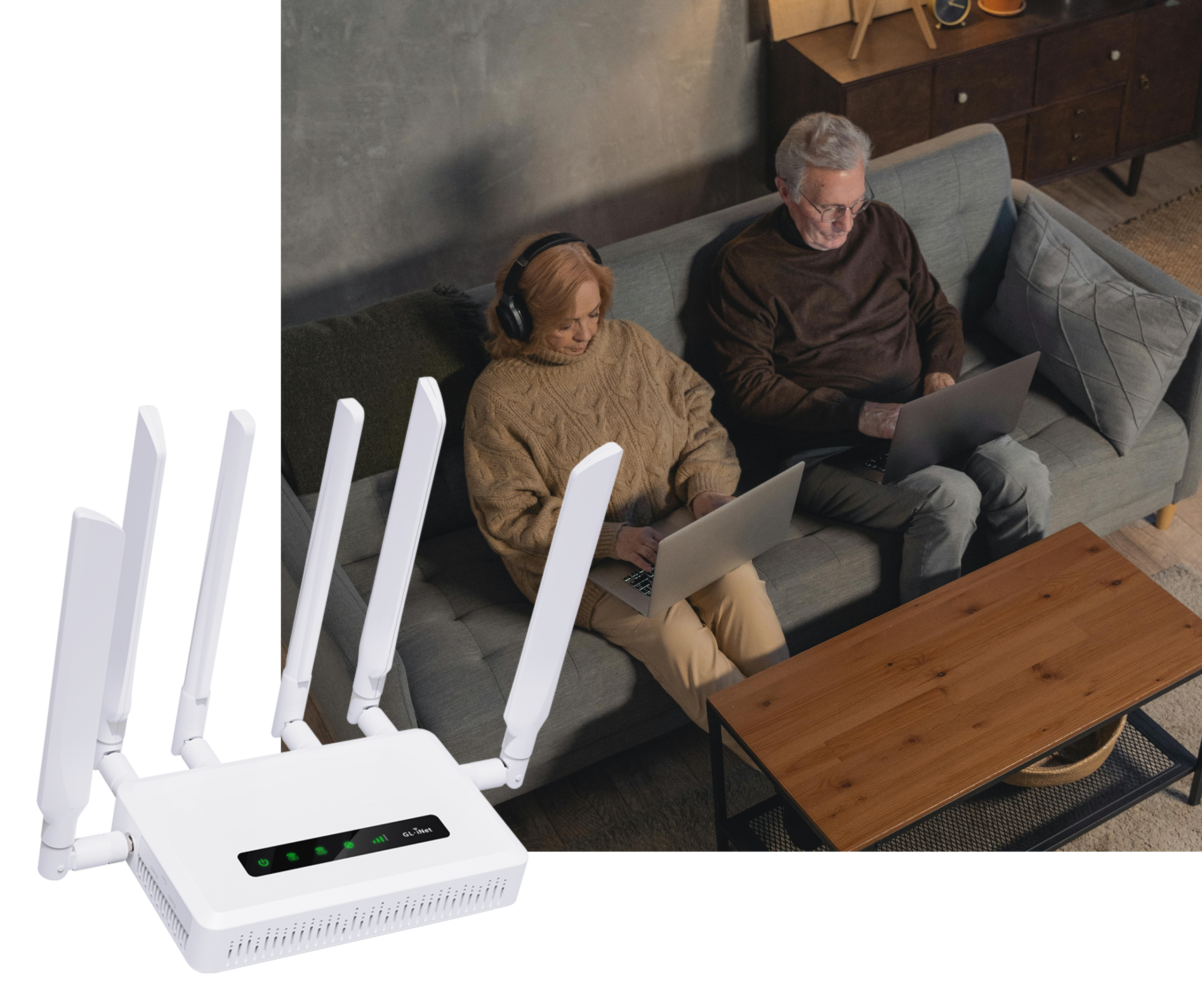 Couple using LTE router